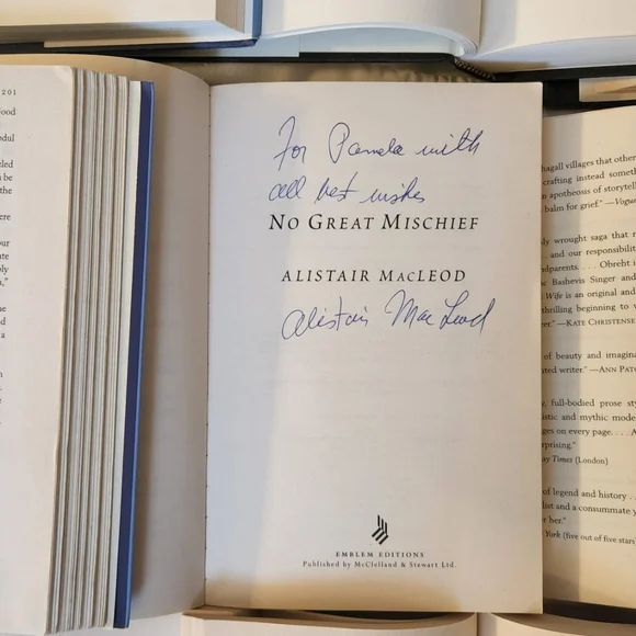 Book Bundle - Picture 6 of 7